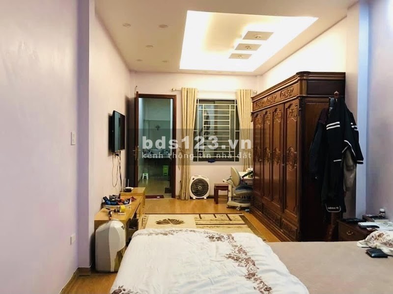 Bán gấp nhà Phố Thái Hà, Đống Đa, dt 45m2, 5 tầng, mt 4m, giá bán 4.1 tỷ