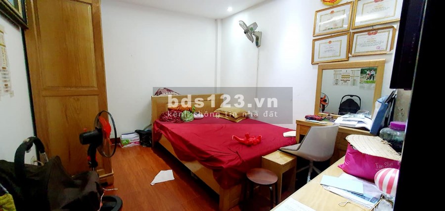 Lô góc Trần Duy Hưng 52m2 x 5T x MT3.9 Tặng toàn bộ nội thất giá 5.4 tỷ có th.lượng