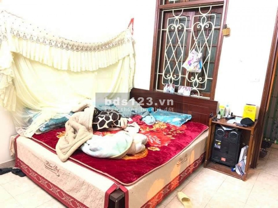 Tôi cần bán nhà phân lô 42m2 Nguyễn Hoàng, Nam Từ Liêm, dt 42m2, 4 tầng, mt 3.5m, giá chỉ 7.3 tỷ