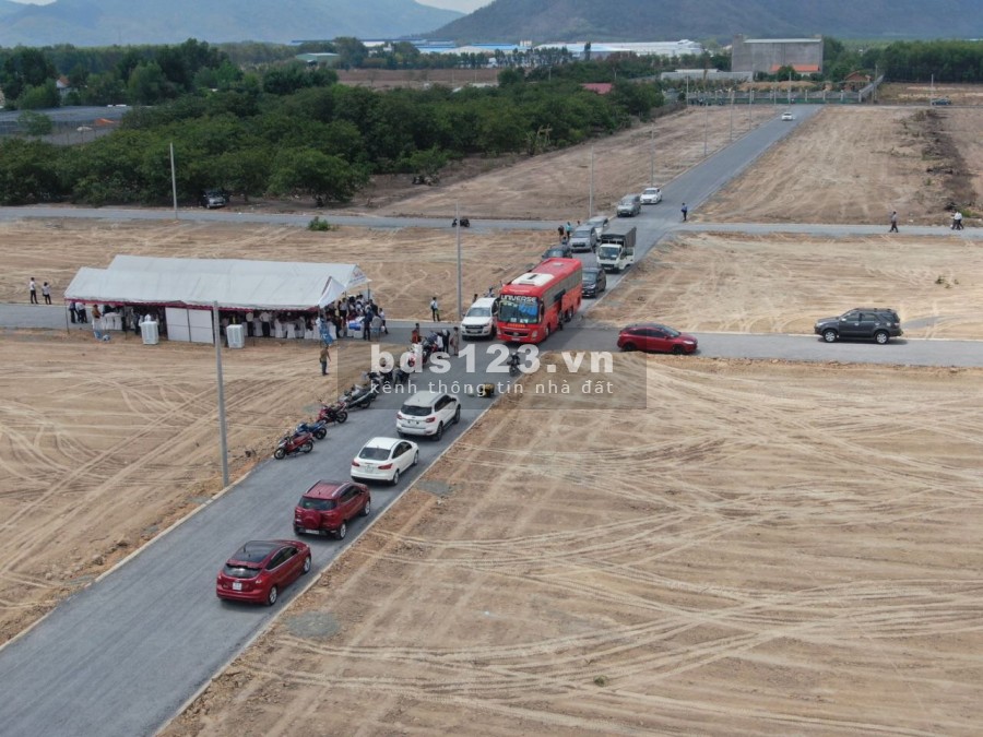 Chính chủ bán 586 m2 đât trồng cây lâu năm, p Hắc Dich, tx Phú Mỹ BRVT