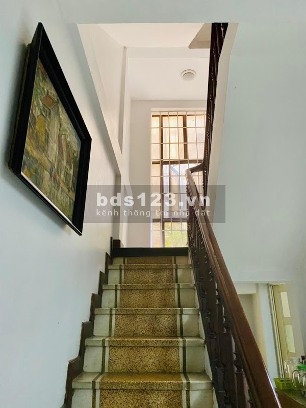 Bán cực gấp nhà phân lô vị trí siêu hot Yên Lạc Quận Hai Bà Trưng, giá chào 6.3 tỷ