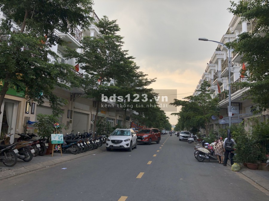 Cho thuê văn phòng làm việc nhóm - Gần sân bay, giá chô thuê 6 triệu/tháng