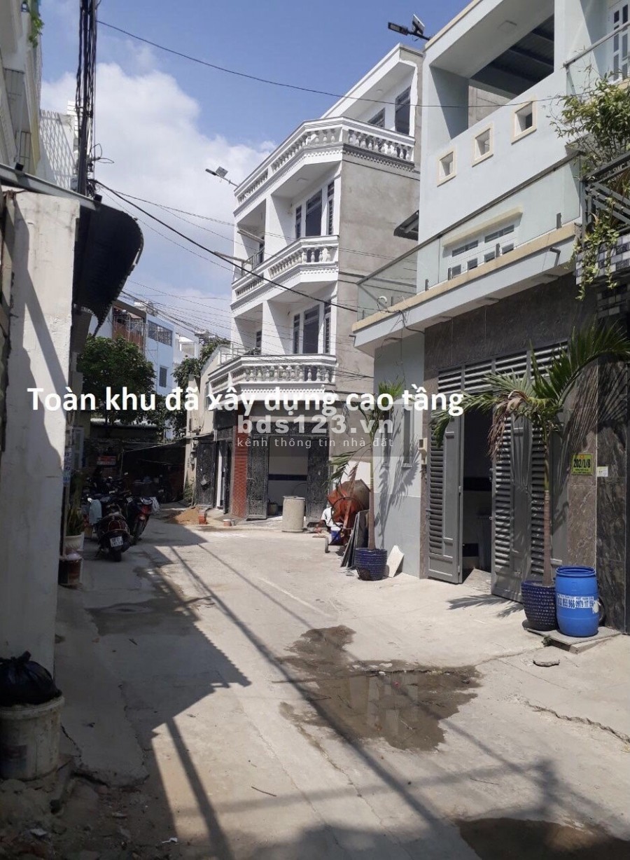 Bán lô đất 2 mặt tiền đường Trần Thị Hè, phường Hiệp Thành, Quận 12. 4,250 tỷ 81m2