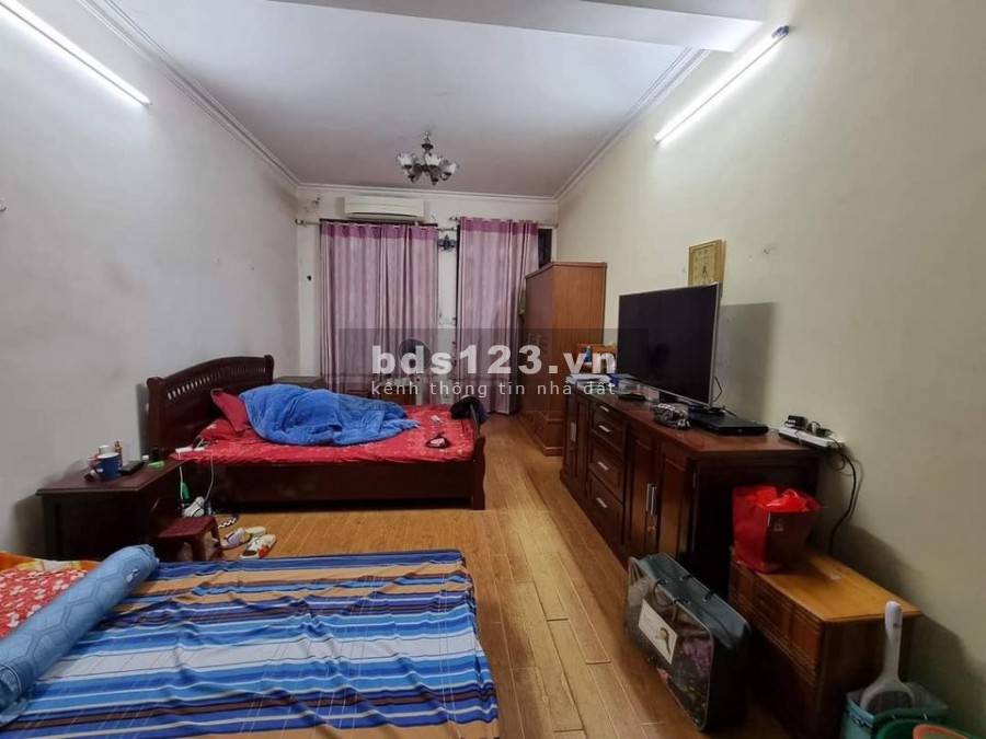 Bán nhà Nghĩa Đô, Cầu Giấy, diện tích sử dụng 70m2, 5 tầng, Ô tô, Kinh doanh