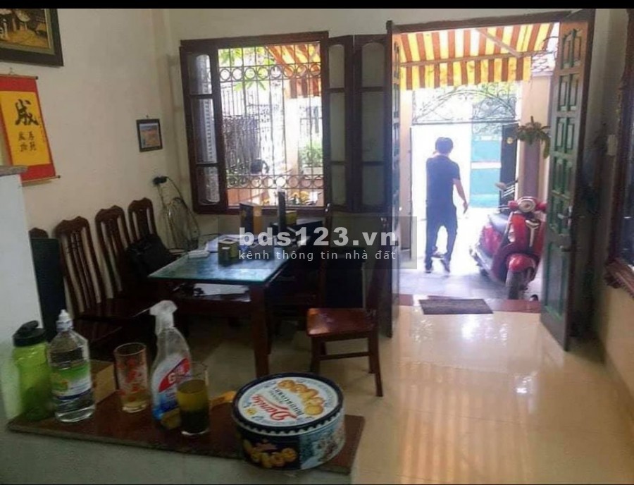 Giá Rẻ 2.205 tỷ thoả thuận có ngay nhà dt 48m2 nhà Kiến Hưng vị trí đắc địa Hà Đông