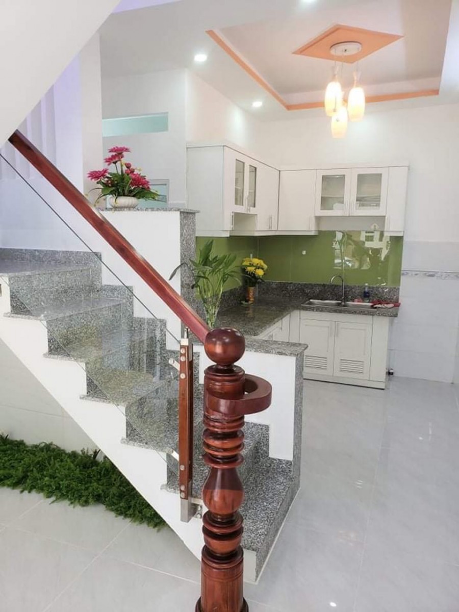 Bán nhà hẻm xe hơi Lê Hồng Phong Quận 10, có sổ hồng, 3 lầu giá bán 5,3 tỷ
