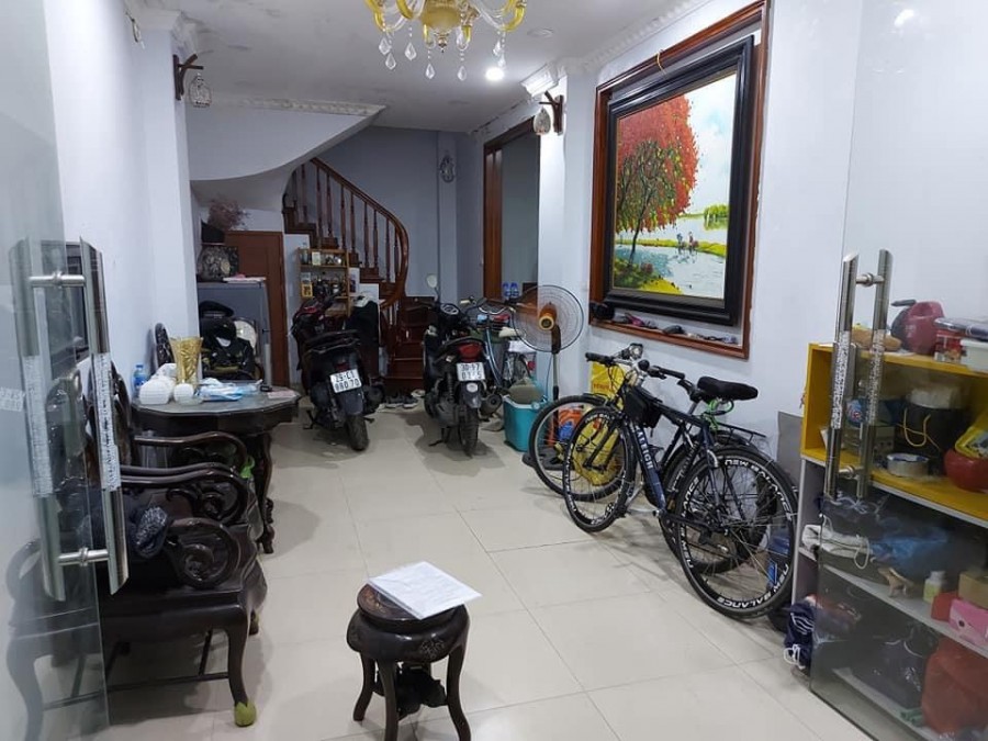 Nhà Xuân Đỉnh 6 tầng đúc, diện tích 38m2 giá bán 3,8 tỷ ngõ ô tô LH 0983753389