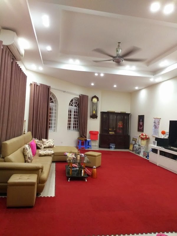 Cực hiếm mặt phố phố Ngọc Lâm 120 m2 x 4 tầng, mặt tiền 6,5 mé vỉa hè giá chỉ 15 tỷ