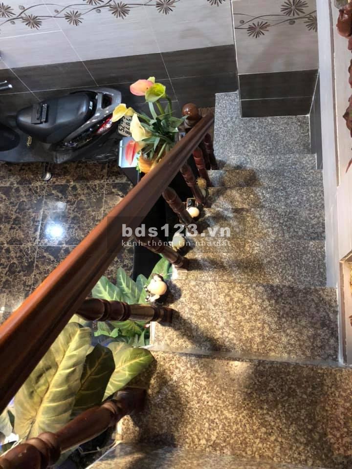 Bán nhà đường Trần Văn Quang, P.10, Tân Bình, dtsd 23m2, nhà mới 3 tầng, giá 3,5 tỷ