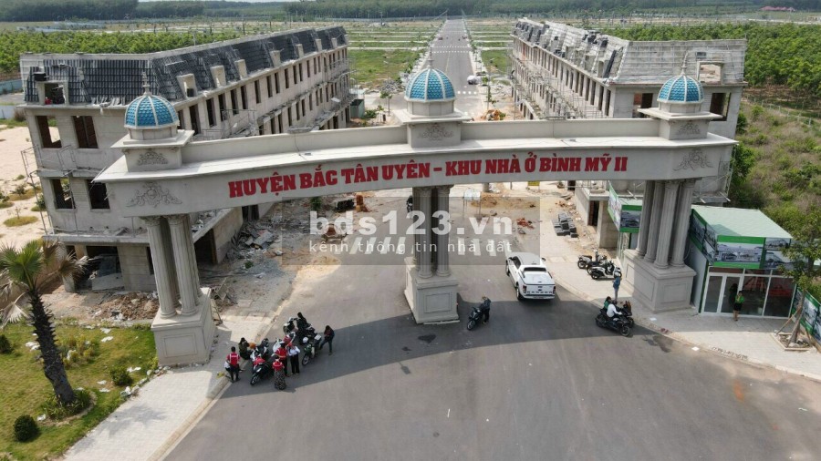Cần tiền xoay sở, bán lỗ đất mặt tiền đối diện vsip2, giá bán 850 triệu, đường lớn