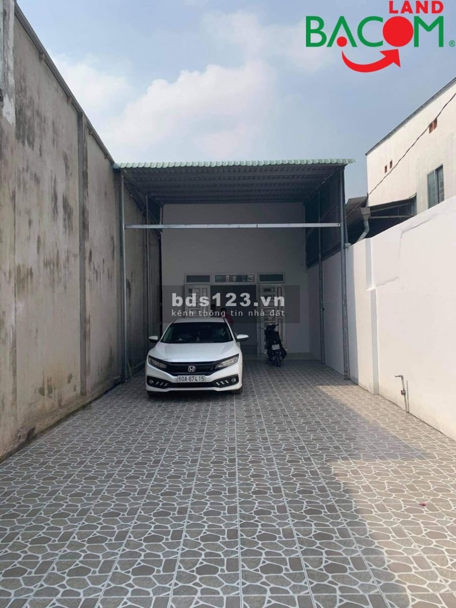 Bán nhà ngay chợ Phú Thọ phường Trảng Dài, sổ hồng riêng, thổ cư, dt 122m2, giá 3.15 tỷ