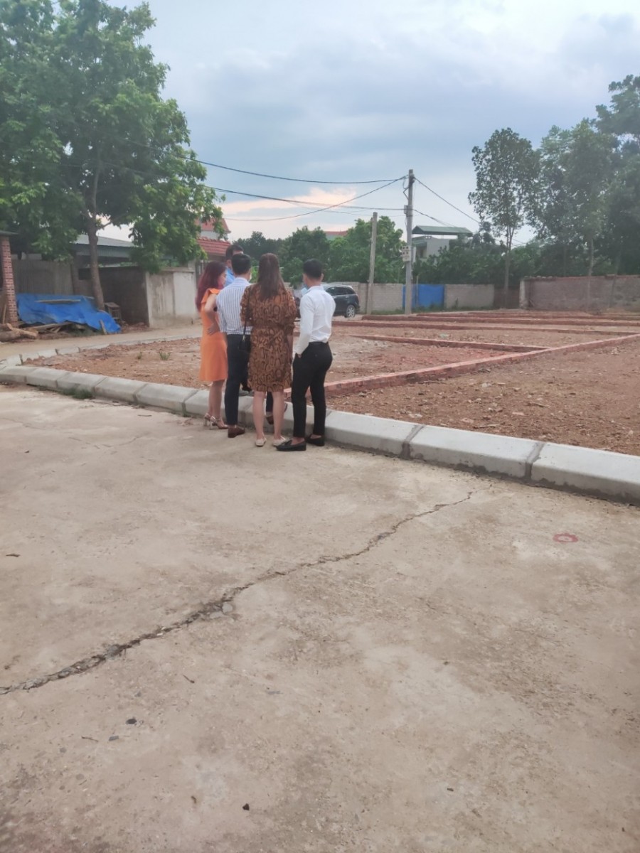 Bán gấp 4 suất đất nền xã Tân Xã giá chỉ từ 900 triệu, sổ sẵn chính chủ