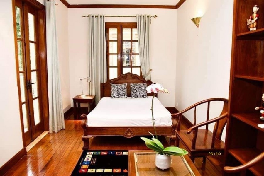 Tuyệt phẩm tiểu biệt thự, 2 bước ra Phố Láng, 3 mặt tiền, giá cực yêu thương 9,6 tỷ
