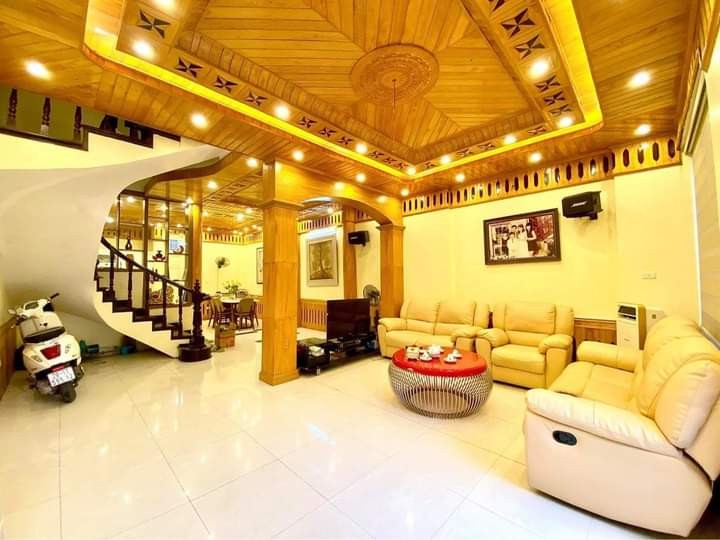 Vợ chồng tôi cần bán biệt thự phố Thịnh Quang Đống Đa dt 90m2, 4 tầng mt 5 nhỉnh 16 tỷ