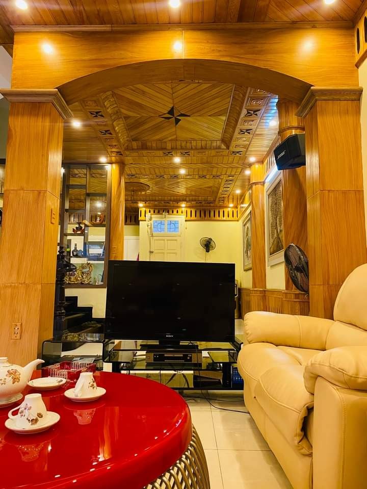 Vợ chồng tôi cần bán biệt thự phố Thịnh Quang Đống Đa dt 90m2, 4 tầng mt 5 nhỉnh 16 tỷ