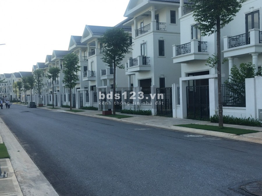 Bán Gấp Vài lô Ngoại Giao View công viên Hướng Đông Nam giá bán từ 3tỷ