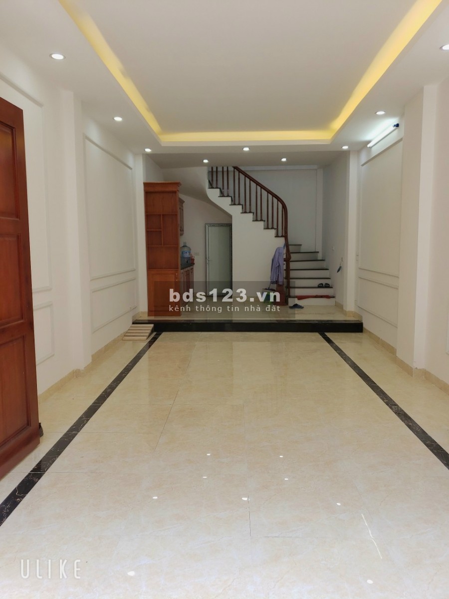 Cần bán căn nhà xây mới tại Cầu Bươu huyện Thanh Trì, ngõ ô tô, kinh doanh nhỏ. Lh 0984672007
