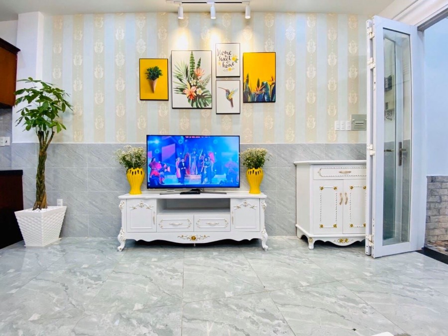 Bán Nhà Gò Vấp Dưới 4 Tỷ, HXH 6m, Đẹp Vô Cùng, Kinh Doanh Sầm Uất