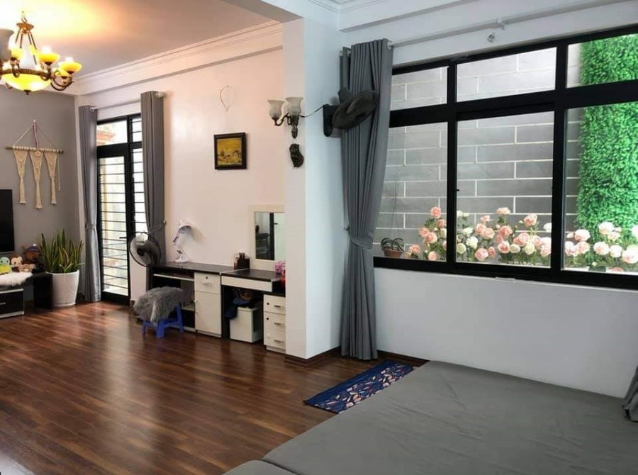 Bán nhà mặt phô Thượng Thụy, diện tích 141m2 5 tầng, mt 6.6 m, giá bán 16 tỷ