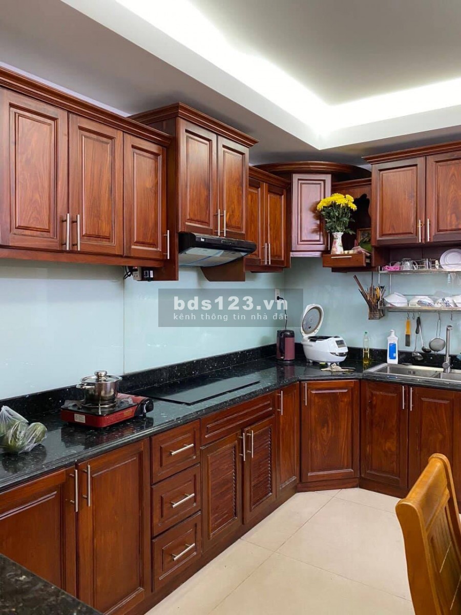 Bán nhà hẻm xe tải Phan Huy Ích Tân Bình, diện tích sử dụng 62m2, 5 lầu giá rẻ