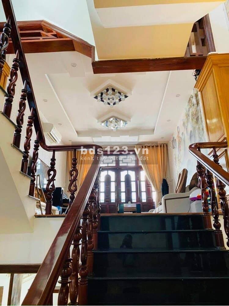 Bán nhà hẻm xe tải Phan Huy Ích Tân Bình, diện tích sử dụng 62m2, 5 lầu giá rẻ