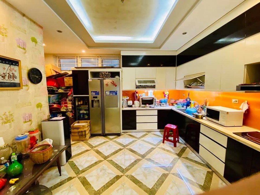 Bán biệt thự mini Trần Quý Kiên Quận Cầu Giấy, sổ đỏ phân lô nở hậu sẵn sàng giao dịch