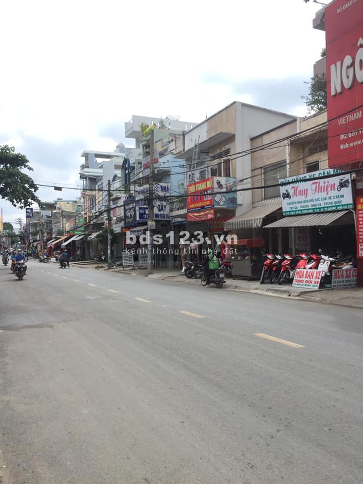 Bán nhà đường Lê Đức Thọ khu phân lô vip diện tích sử dụng 56m2 giá chỉ 3,3 tỷ