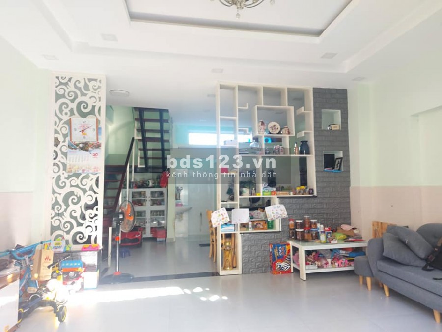 Bán nhà Thạnh Lộc Quận 12 thông số ĐẸP, Ngay cầu vượt Ngã tư Ga, công chứng ngay