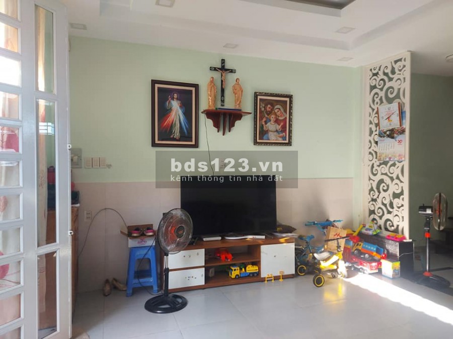 Bán nhà Thạnh Lộc Quận 12 thông số ĐẸP, Ngay cầu vượt Ngã tư Ga, công chứng ngay