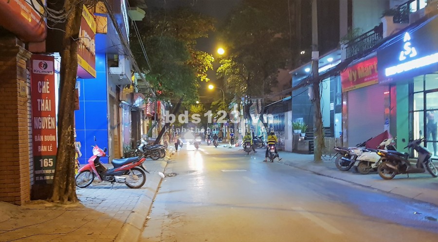 Nhà phố Nguyễn Ngọc Nại-Thanh Xuân. Vỉa hè, ô tô, thang máy. 82m2 7T 18 tỷ