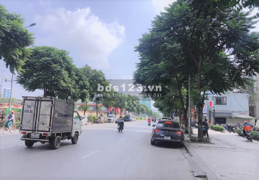 Bán nhà phân lô Lê Trọng Tấn, ô tô tránh, nhà mới 2 thoáng, KD. 70m2 5T 10 tỷ