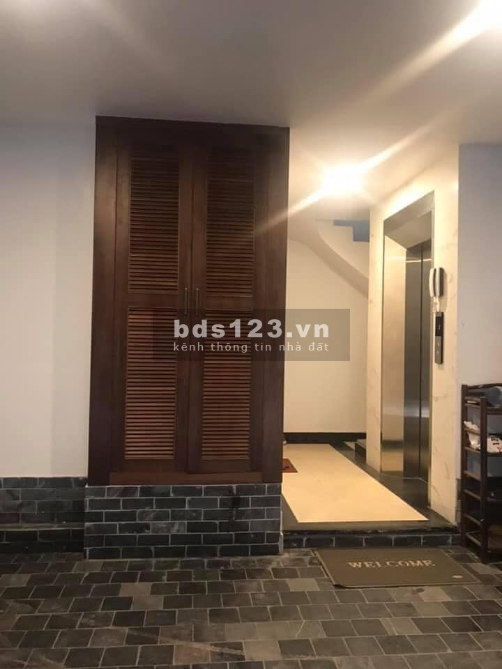 Nhà Tô Ngọc Vân, sát Hồ Tây, 7 tầng thang máy, cho thuê dòng tiền 115tr/tháng: 23.5 tỷ