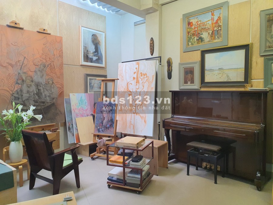 Mặt phố Quán Thánh Quận Ba Đình 7 tầng thang máy giá chào 125 tỷ, thương lượng