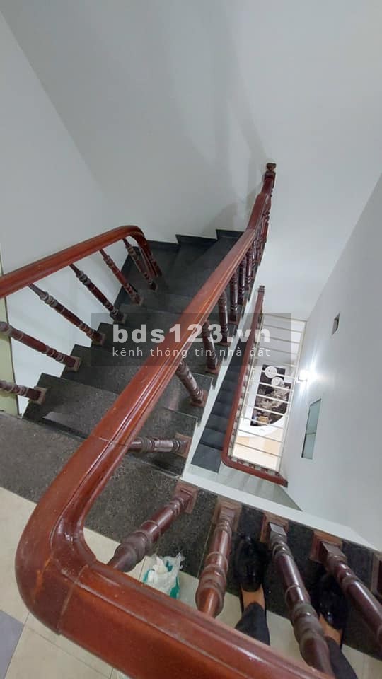 Bán nhà Phùng Khoang dt 71m2 5 tầng, mt 5m gia bán chỉ 6.45 tỷ Nam Từ Liêm
