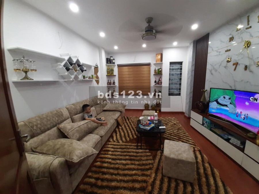 Bán nhà Nguyễn Trãi, ngõ ba gác dt 32m2, mt 3.6m, nhỉnh 3 tỷ, cách mặt đường 50m