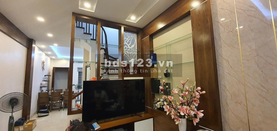 Phân lô Thịnh Quang kd, dt 50m2, 4 tầng, bao sang tên tặng nội thất xịn, giá bán 4 tỷ