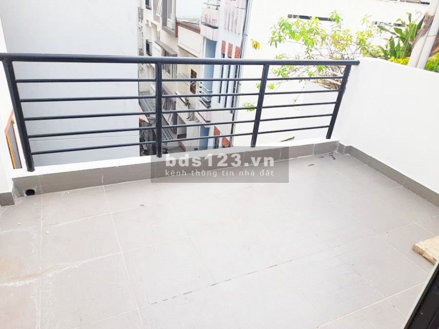 Ngã tư Phú Nhuận hẻm xe hơi Nguyễn Kiệm, Phan Đăng Lưu, 4 tầng, btct chỉ nhỉnh 3 tỷ