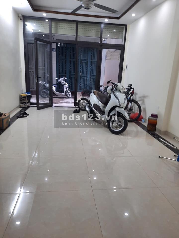 Tam Trinh gara ô tô nhà mới nguyên căn 5 tầng tặng full nội thất xịn