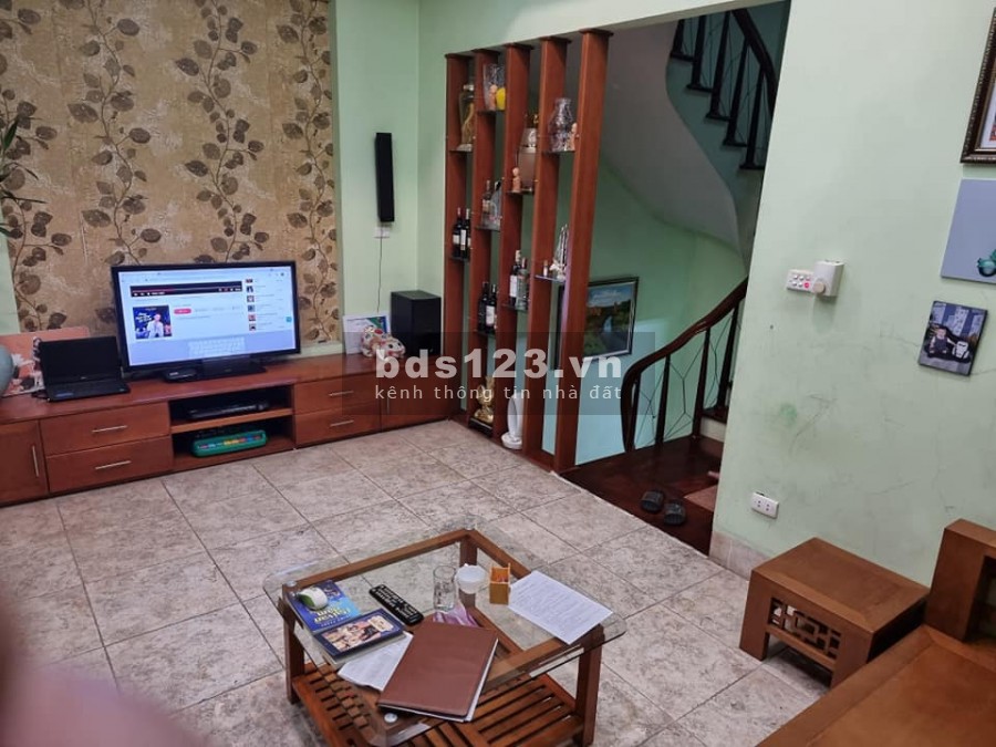 Bán gấp siêu phẩm Hồ Tùng Mậu, ô tô đỗ cửa, 20m ra phố, diện tích 50m2 giá 4.6 tỷ