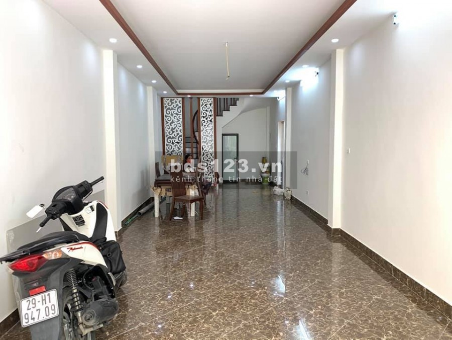 Siêu phẩm Kinh Doanh đỉnh, Hoàng Mai- Ô tô tránh Vào nhà, 51m2 x5 Tầng nhỉnh 8 tỷ.