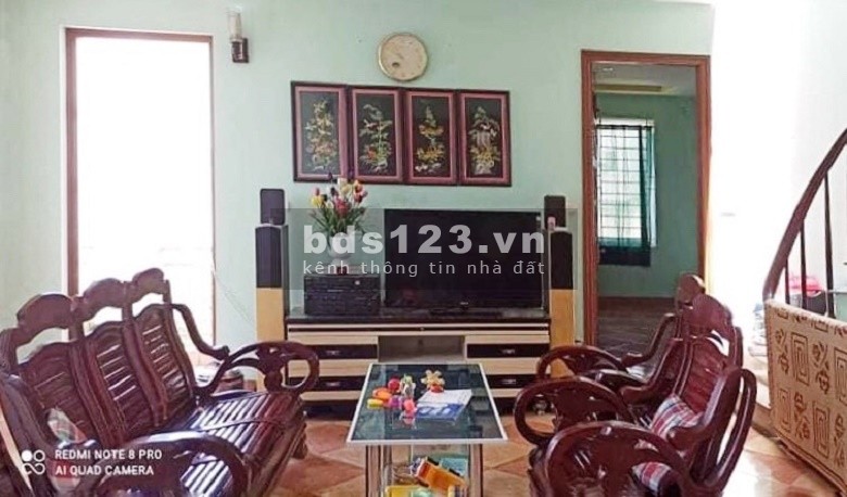Bán nhà nguyên căn phổ Ao Sen nhà thoáng sáng, diện tích 42m2, giá 4.1 tỷ