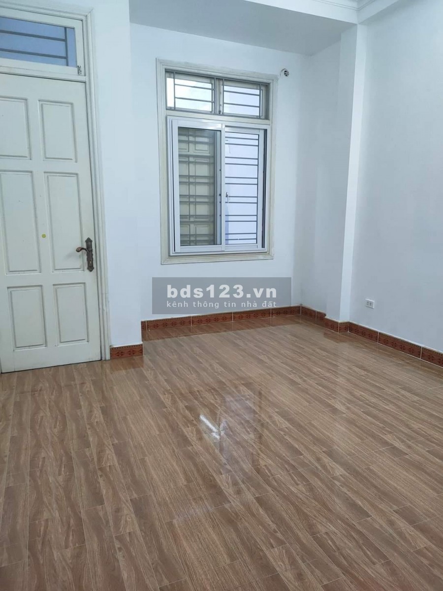 Tìm nhà MỆT rồi, thôi xách valy về ở luôn, nhà 4 tầng đẹp tươi hơn 4 ty rưỡi, Bồ Đề