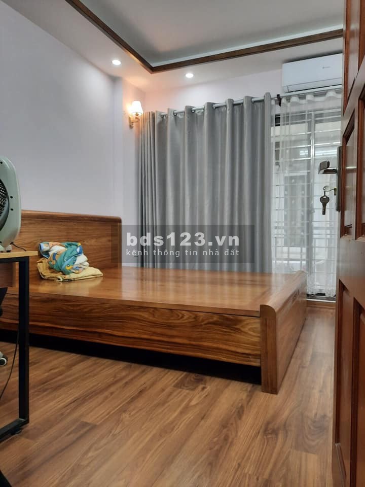 Tam Trinh gara ô tô nhà mới nguyên căn 5 tầng tặng full nội thất xịn