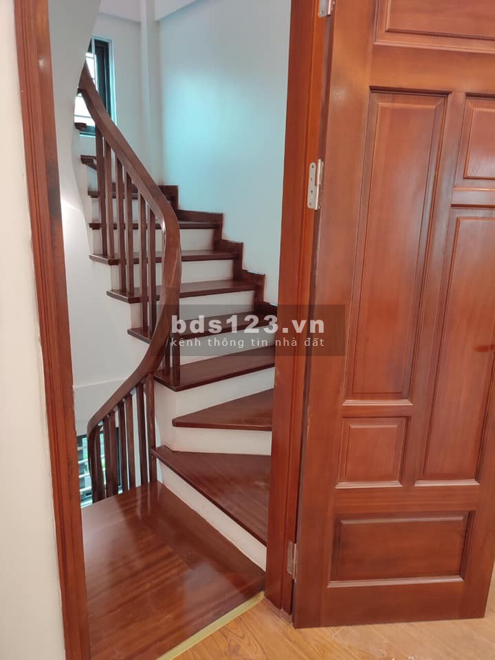 Bán Nhà An Dương Vương-Hoa Hậu Tây Hồ 5 Tầng diện tích 39m2 giá covid