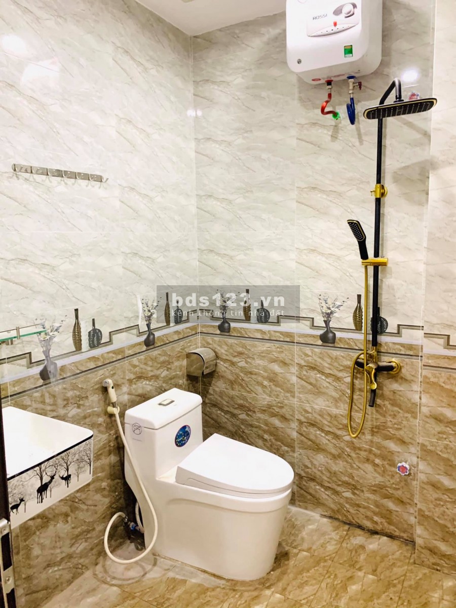 Bán nhà Cổ Linh Long Biên, 35m2 x 5 tầng, mới xịn xò, chỉ nhỉnh 2 tỉ, hưởng thụ ngay