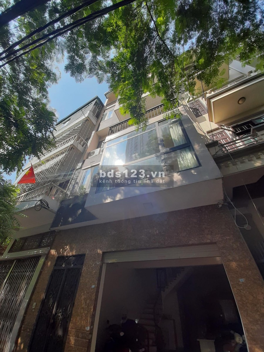 Mua đất tặng nhà phố Xuân Đỉnh, quận Bắc Từ Liêm, ngõ ôtô, lô 2 đường phố, 60m giá 4,5 tỷ.