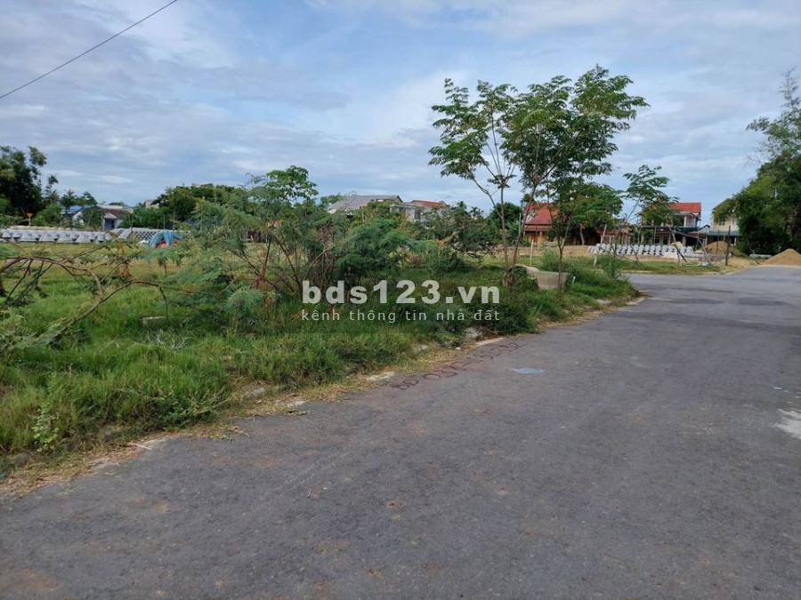 Cần bán nhanh lô đất khu quy hoạch Dạ Lê Chánh ngang 8m, giá chỉ 16.x triệu/m2