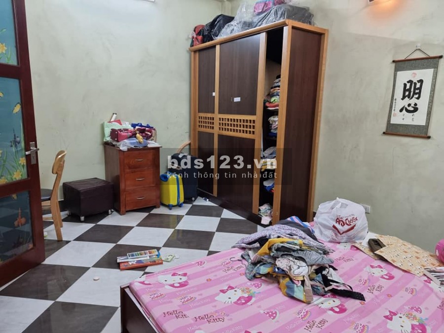 Bán gấp siêu phẩm Hồ Tùng Mậu, ô tô đỗ cửa, 20m ra phố, diện tích 50m2 giá 4.6 tỷ