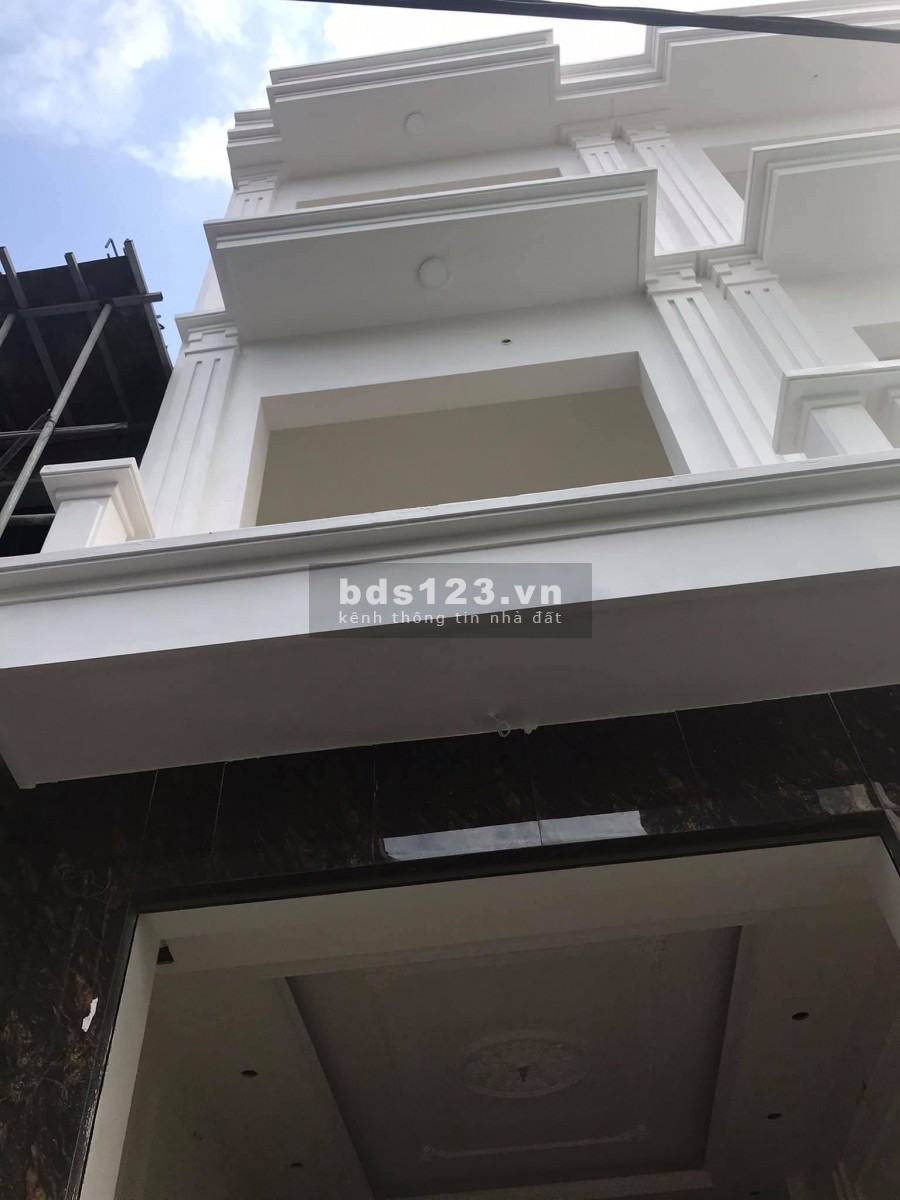 Bán nhà ngõ phố An Ninh, dt 42.8m2, mt 3.8m, 3 tầng, 3 ngủ, 2 vs, nhà đẹp, giá 1.75 tỷ