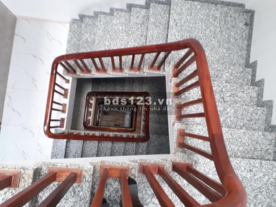 Bán nhà xây mới Ngô Quyền Hà Đông, Thiết kế Siêu đẹp, 30m x 5 tầng, chỉ 3 tỷ.
